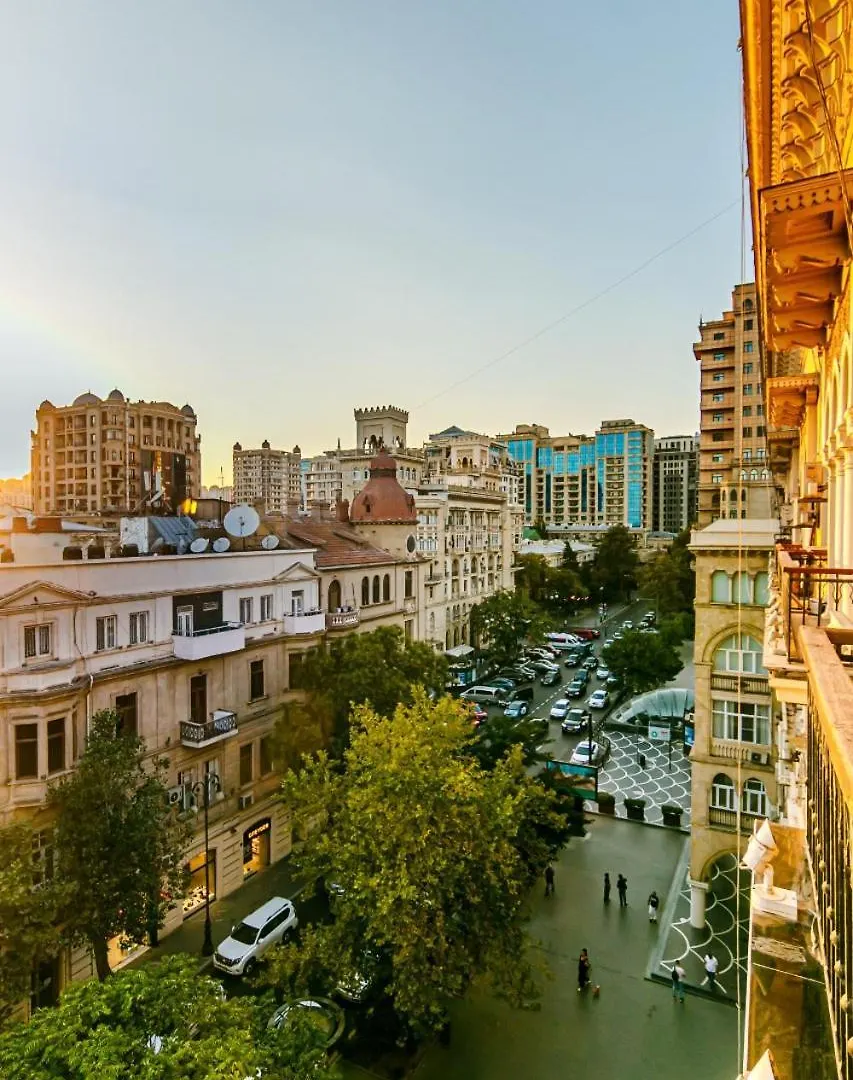 Apartment Luxurious Home In The Nizami Street Baku