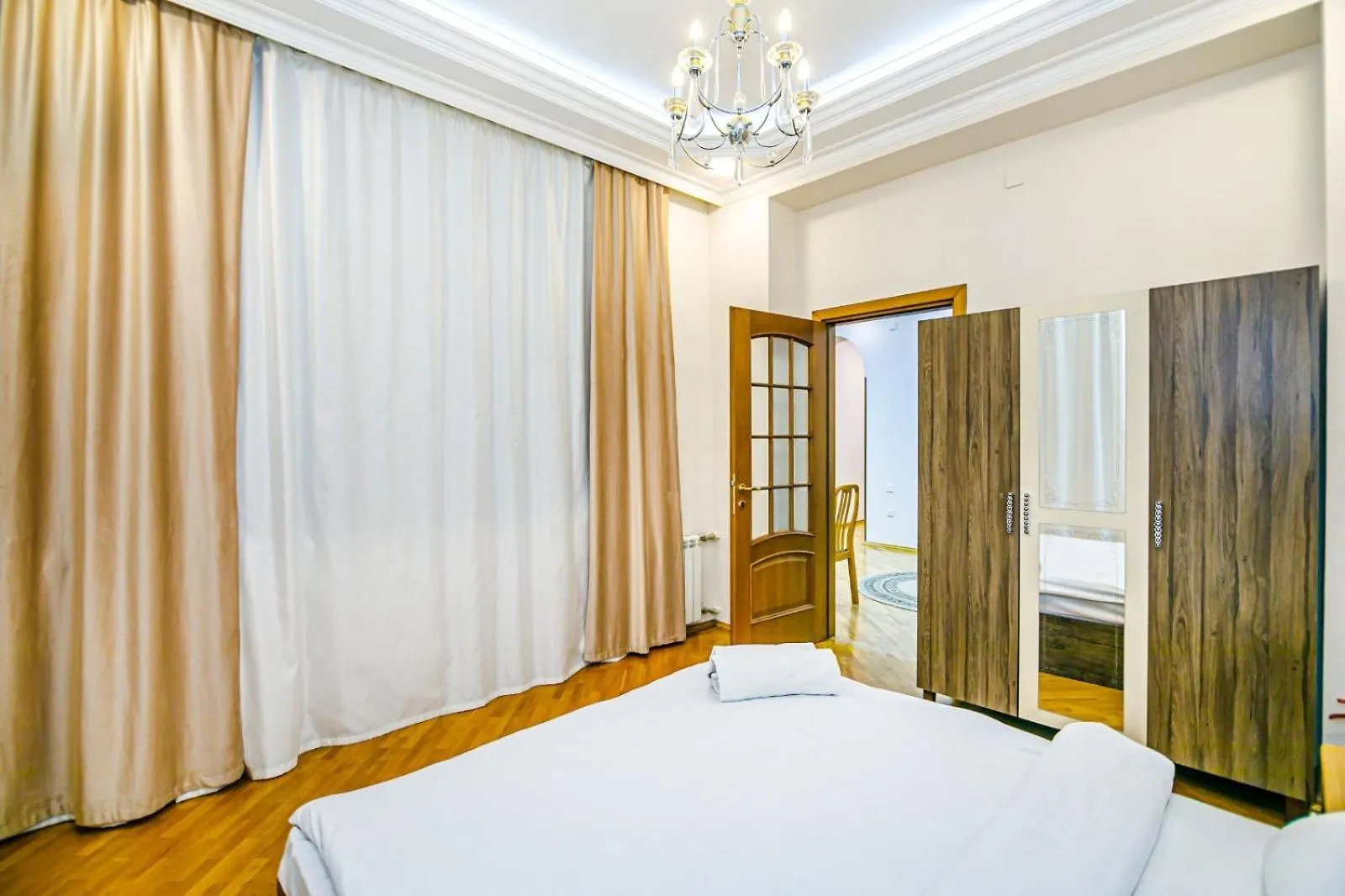 Apartment Luxurious Home In The Nizami Street Baku