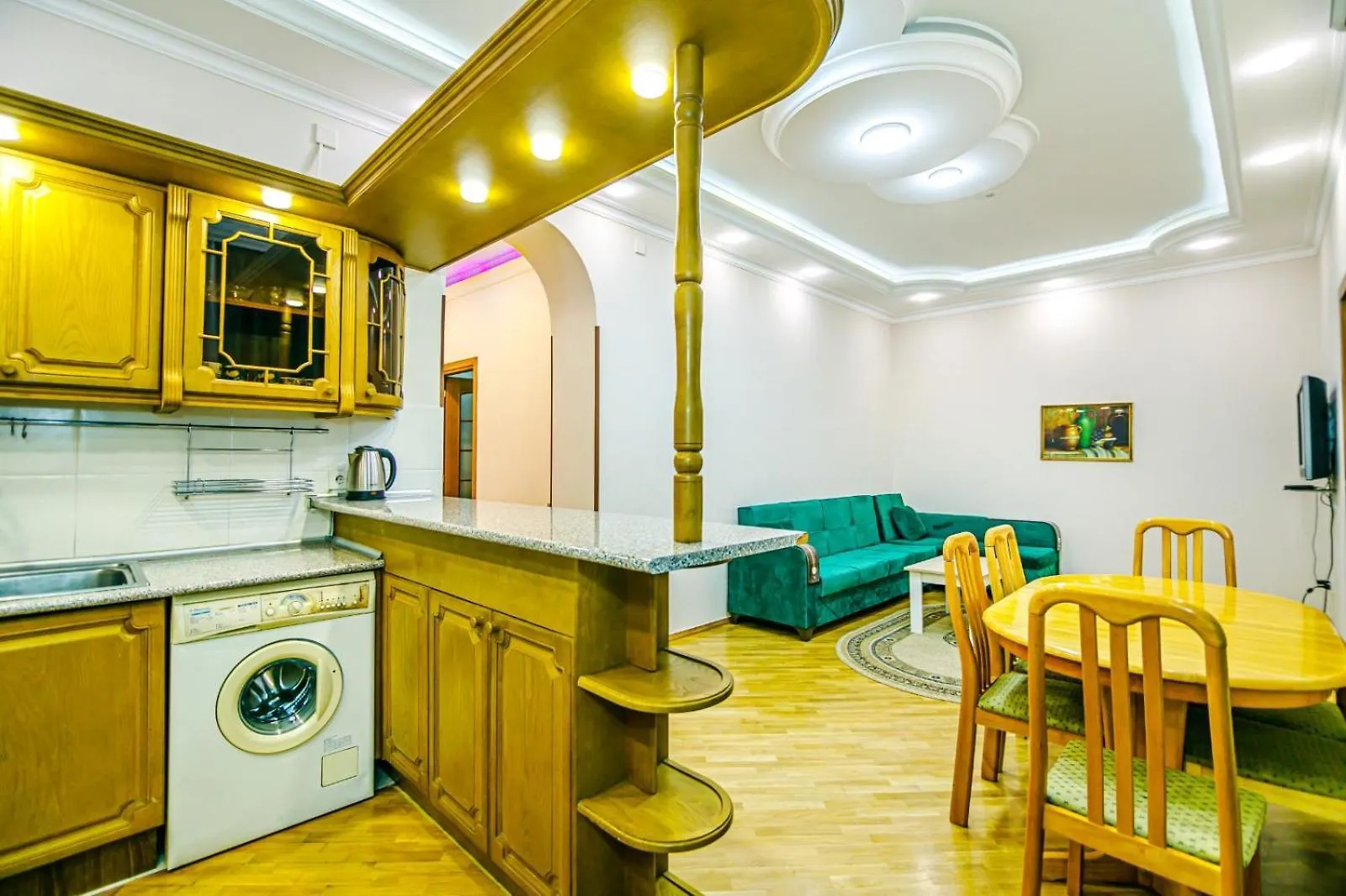Luxurious Home In The Nizami Street Baku