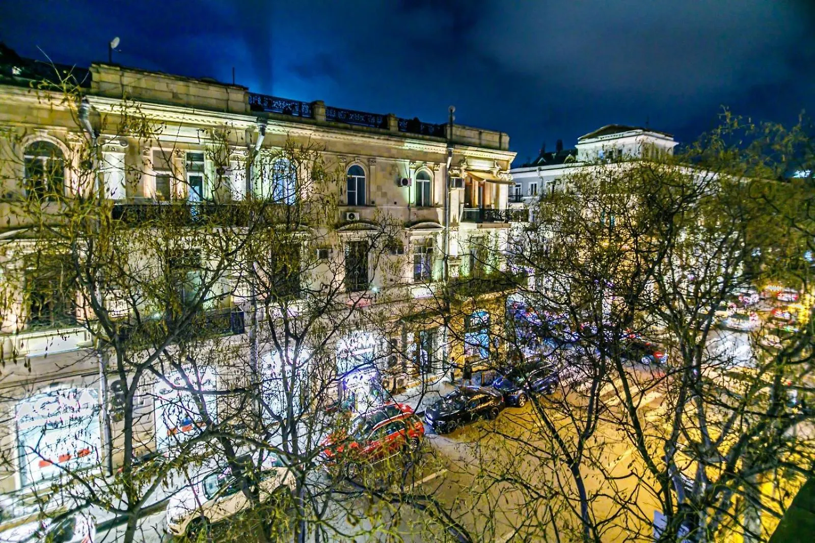 Apartment Luxurious Home In The Nizami Street Baku