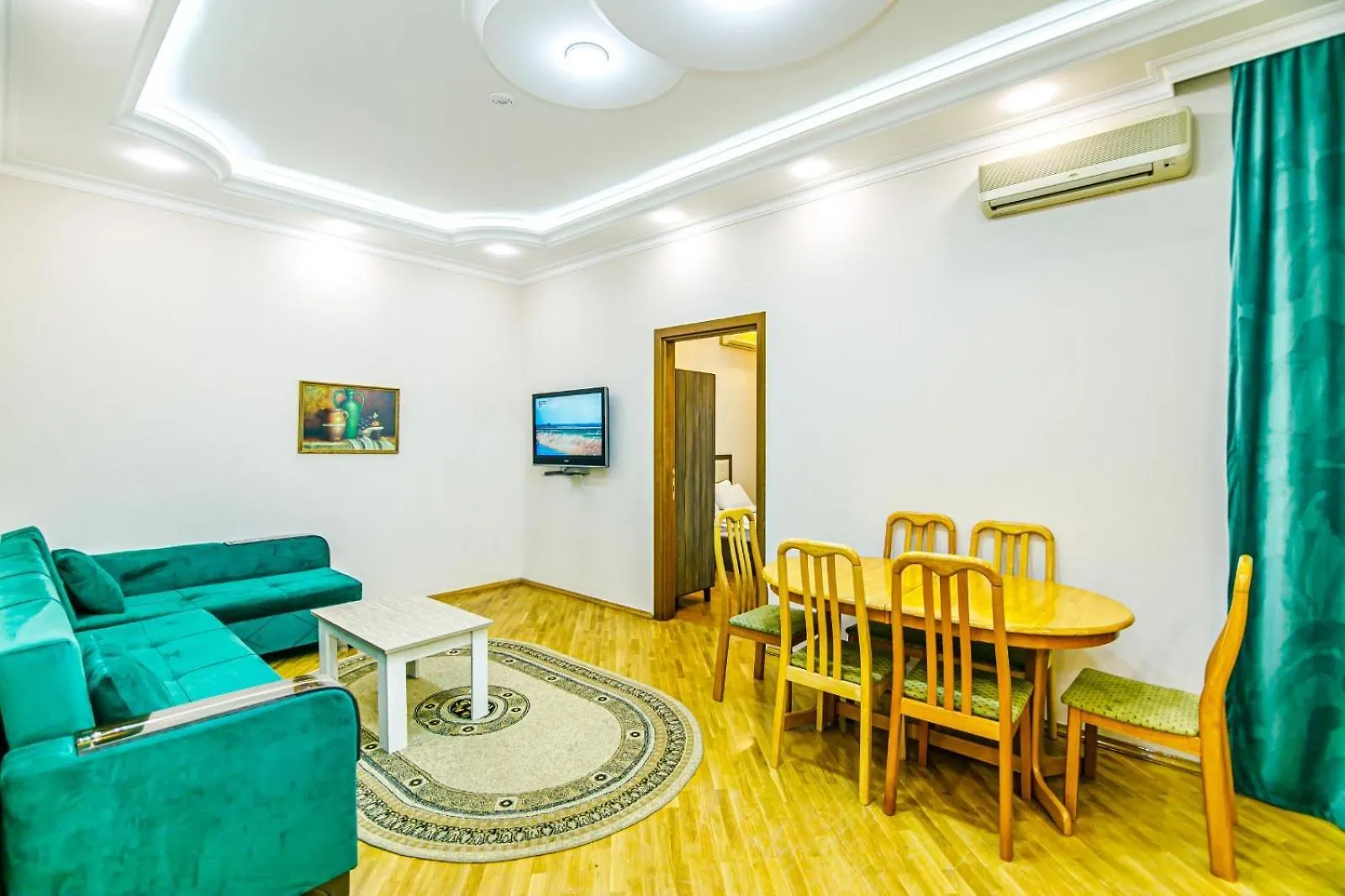 Apartment Luxurious Home In The Nizami Street Baku