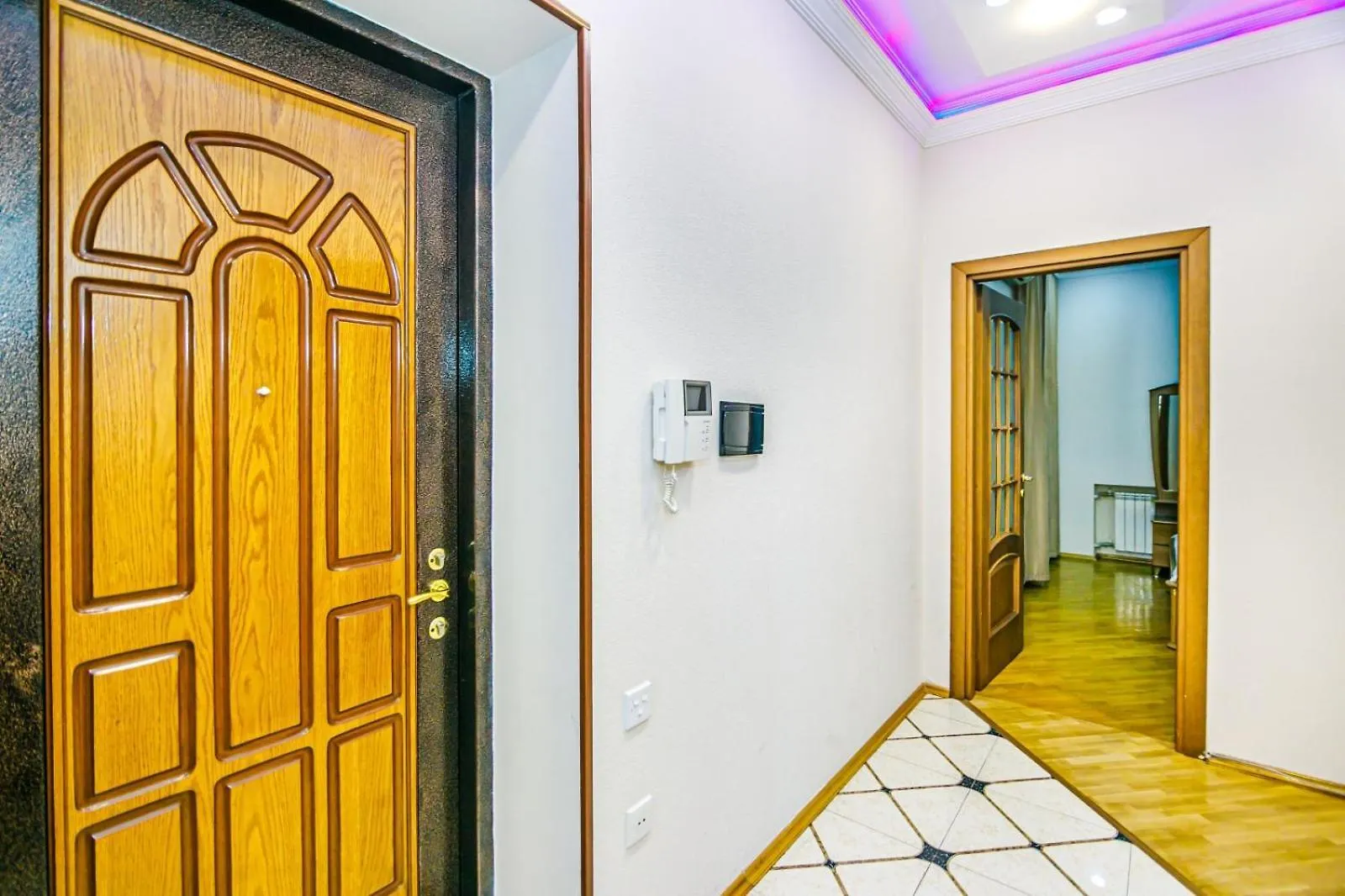 Luxurious Home In The Nizami Street Baku 0*,